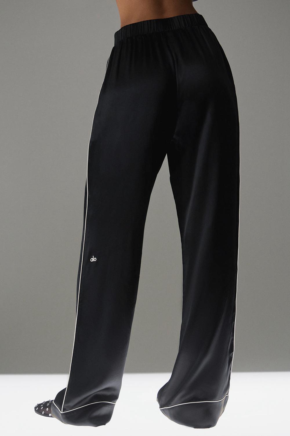 Alo Yoga Courchevel Silk Naisten Housut Mustat | Suomi  5617-SVLFZ