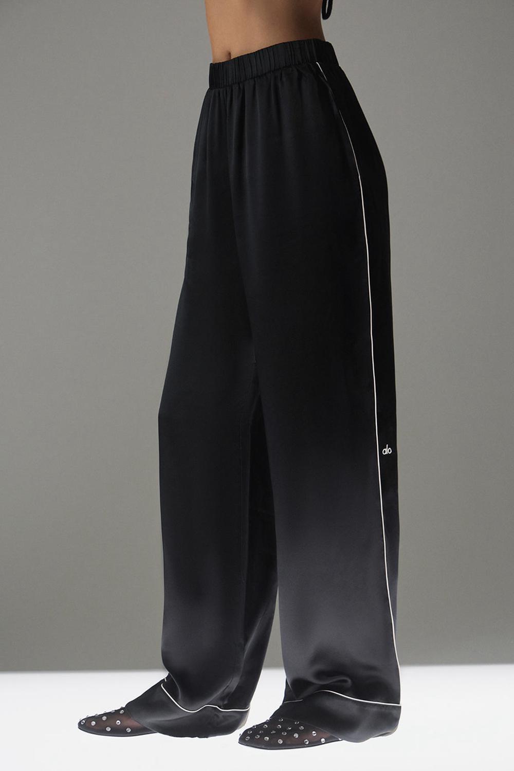 Alo Yoga Courchevel Silk Naisten Housut Mustat | Suomi  5617-SVLFZ