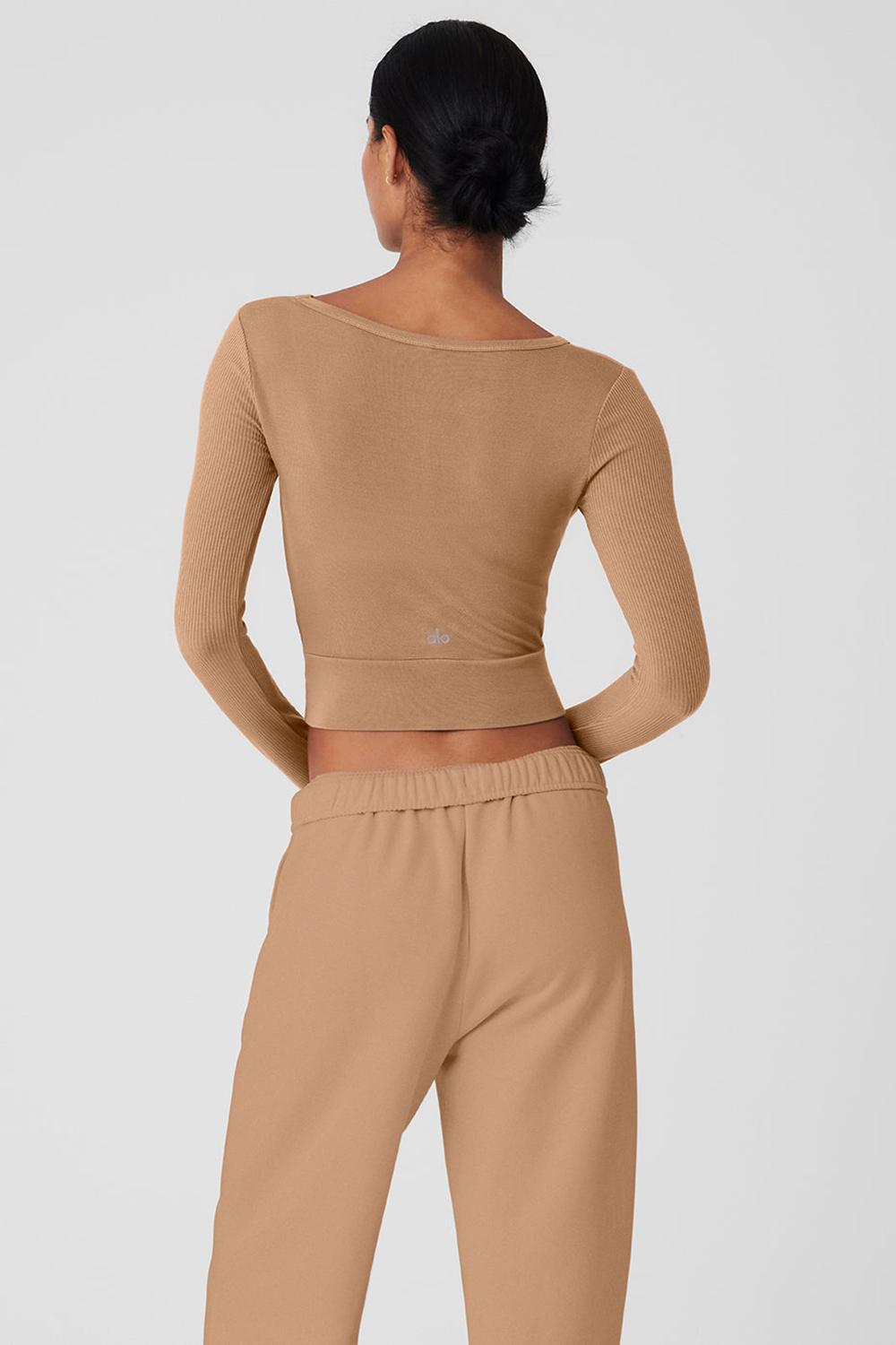 Alo Yoga Cover Top Naisten Pitkähihainen Toasted Almond | Suomi  0192-FIPNX
