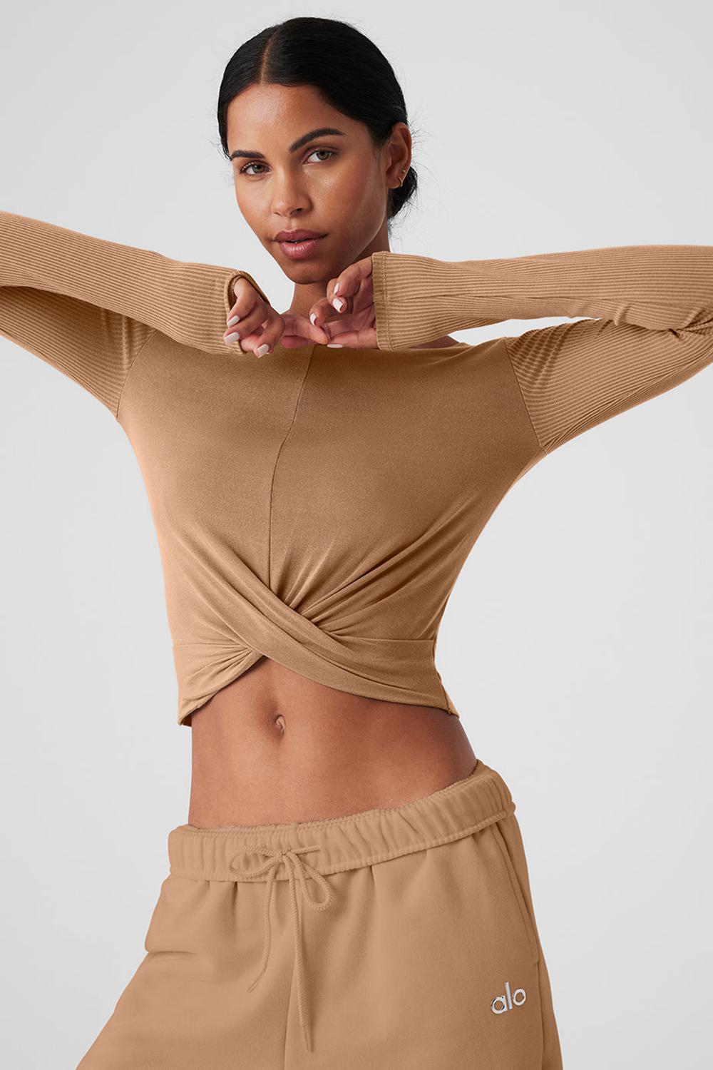 Alo Yoga Cover Top Naisten Pitkähihainen Toasted Almond | Suomi  0192-FIPNX