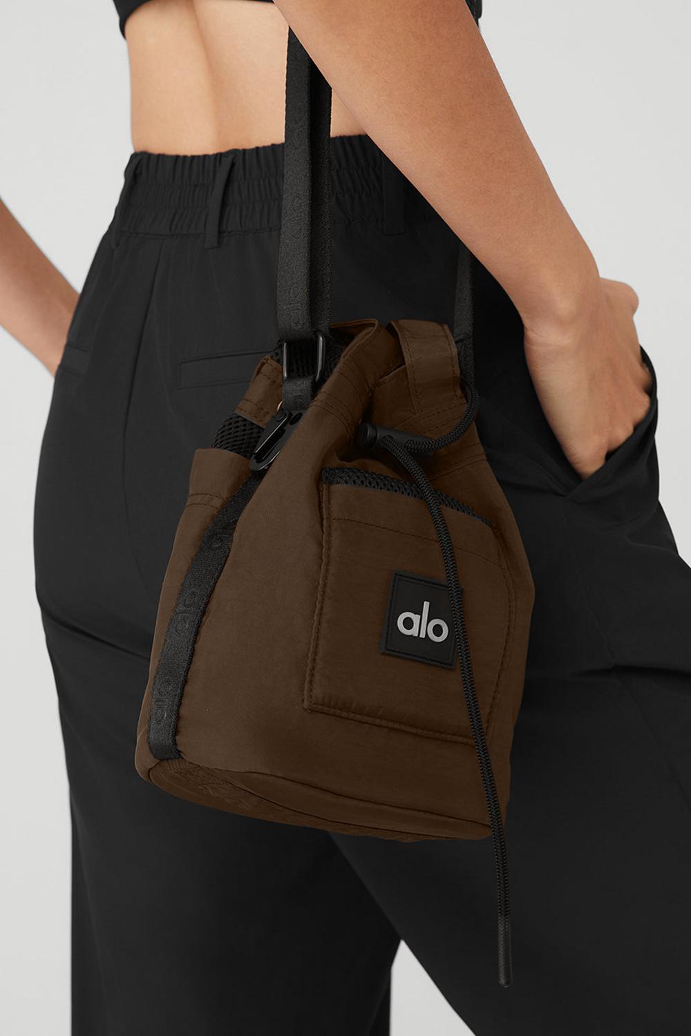 Alo Yoga Cross Body Naisten Bucket Laukut Mustat | Suomi  9310-UBTGL