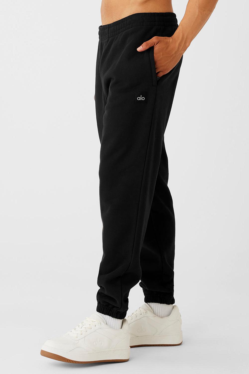 Alo Yoga Cuffed Renown Heavy Weight Miesten Collegehousut Mustat | Suomi  9754-HNUPO