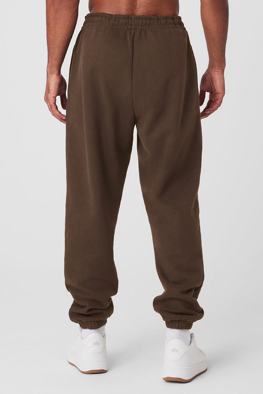 Alo Yoga Cuffed Renown Heavy Weight Miesten Collegehousut Espresso | Suomi  2846-WPJEQ