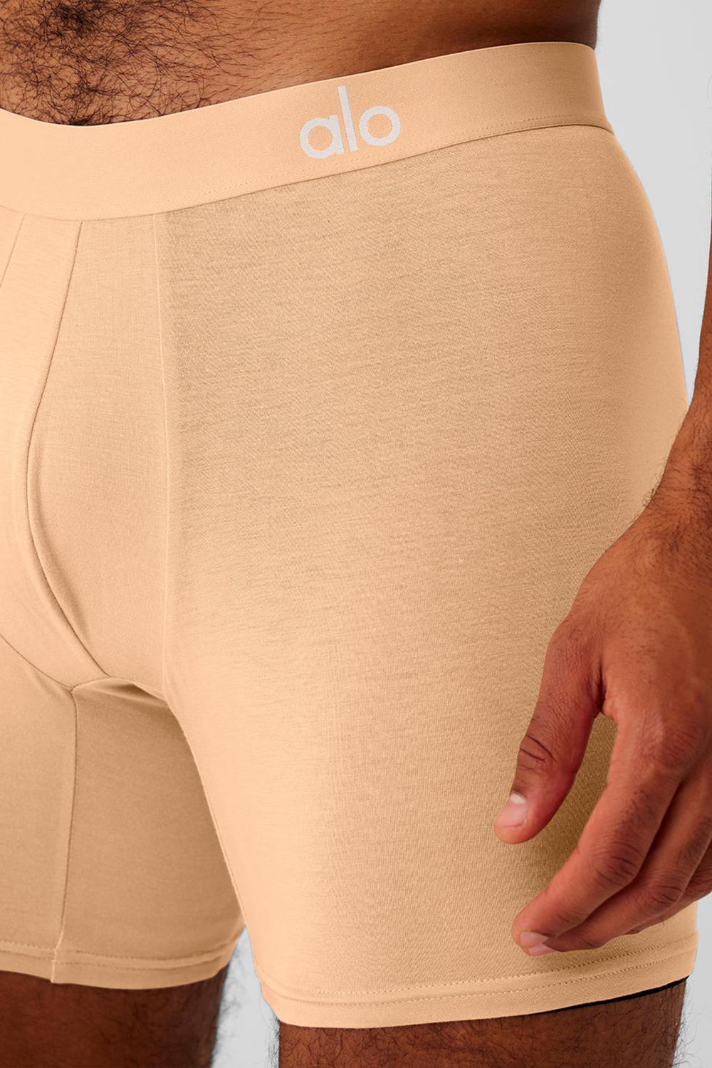 Alo Yoga Day and Night Miesten Boxer Champagne | Suomi  3546-AJSIT