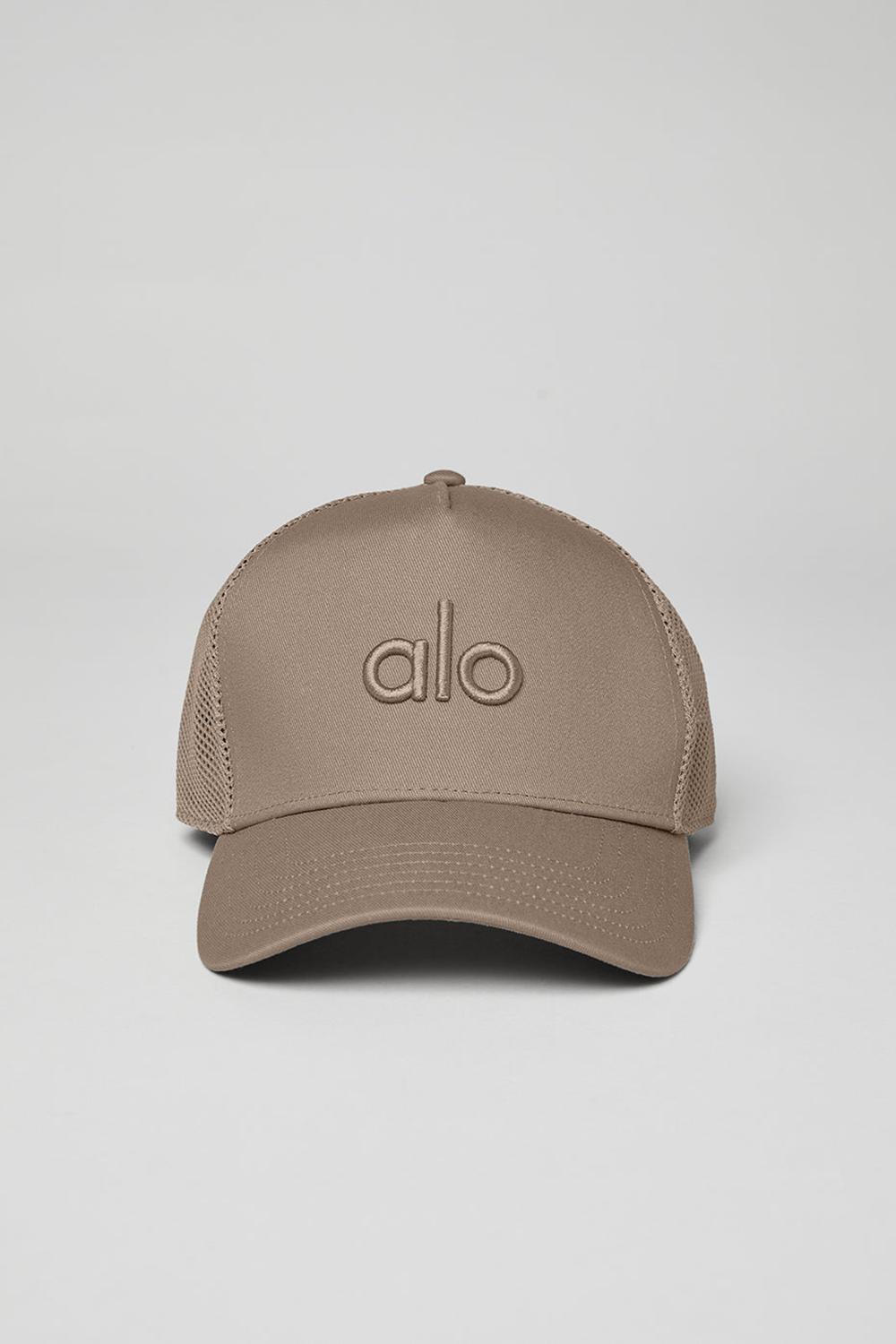 Alo Yoga District Naisten Trucker Lippis Gravel | Suomi  5162-OGEAJ
