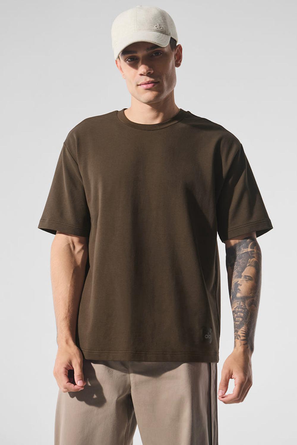 Alo Yoga Double Take Miesten Short Sleeve Espresso | Suomi  2709-KTWYD