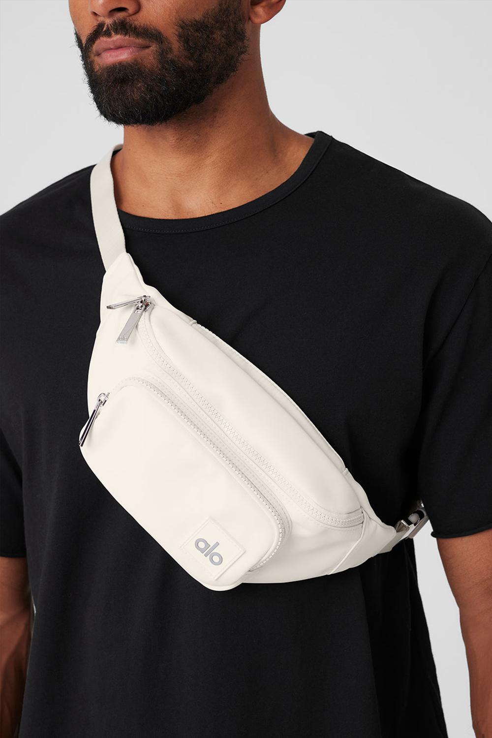 Alo Yoga Explorer Fanny Pack Naisten Bum Bags Ivory | Suomi  3694-PDVGX
