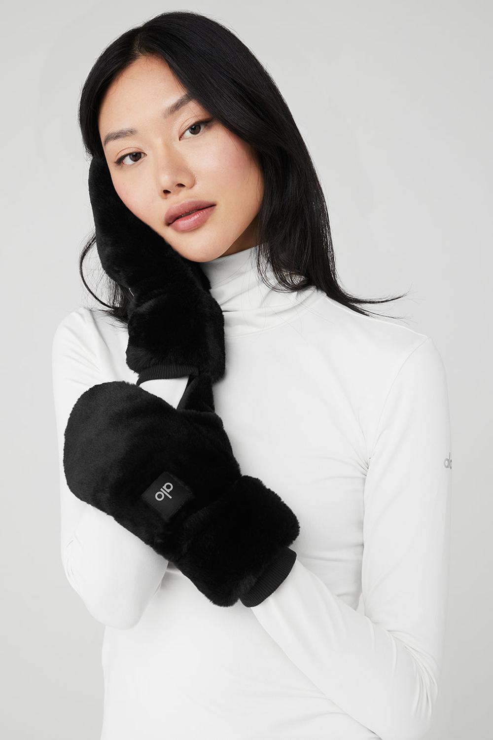 Alo Yoga Faux Fur Naisten Lapaset Mustat | Suomi  8246-NYXVF