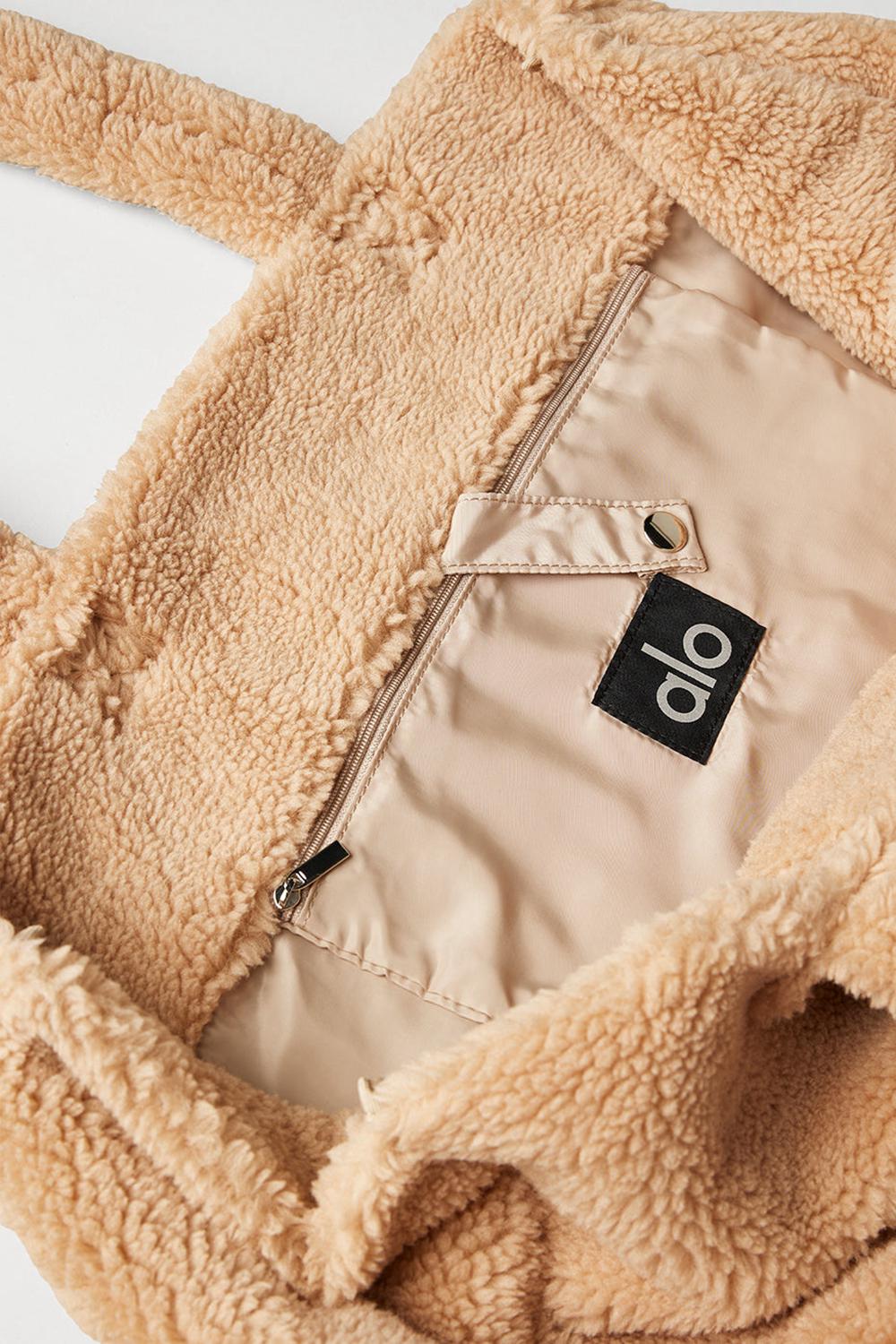 Alo Yoga Foxy Sherpa Naisten Kangaskassit Camel | Suomi  2415-SYTJK