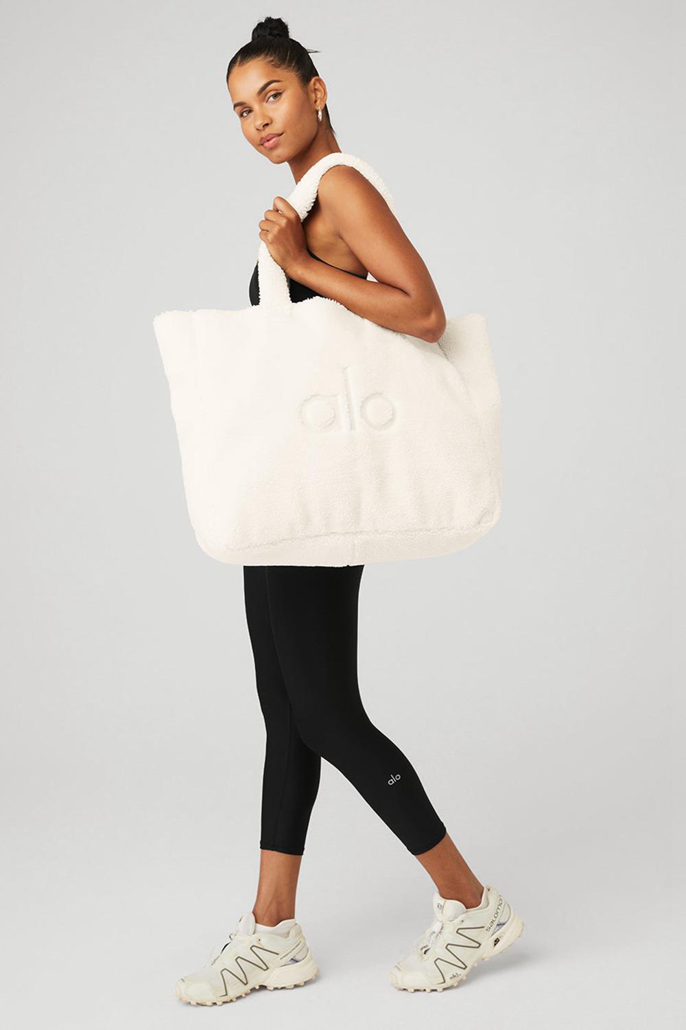 Alo Yoga Foxy Sherpa Naisten Kangaskassit Ivory | Suomi  7619-ZOWXM