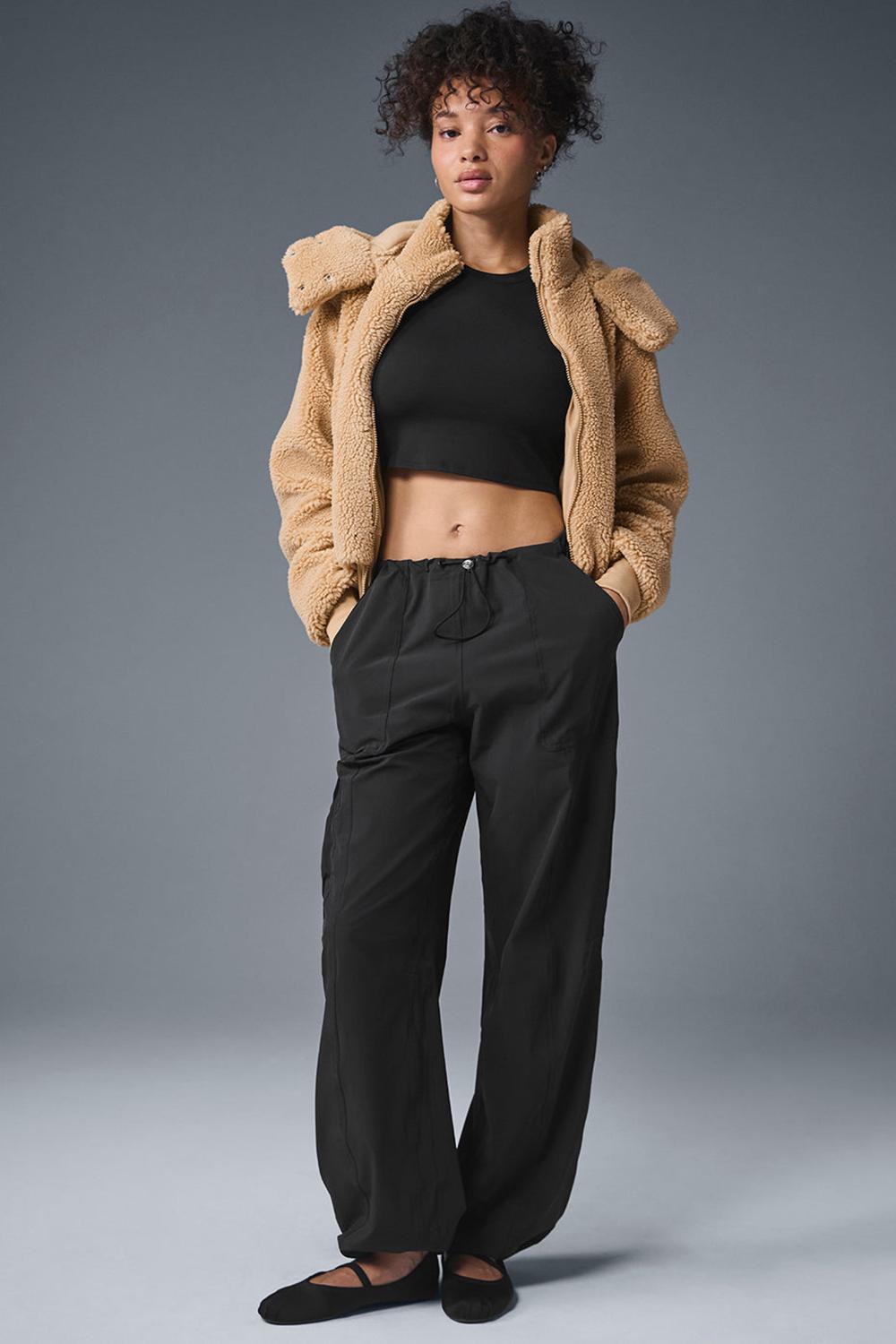 Alo Yoga Foxy Sherpa Naisten Takit Camel | Suomi  6519-XVLRI