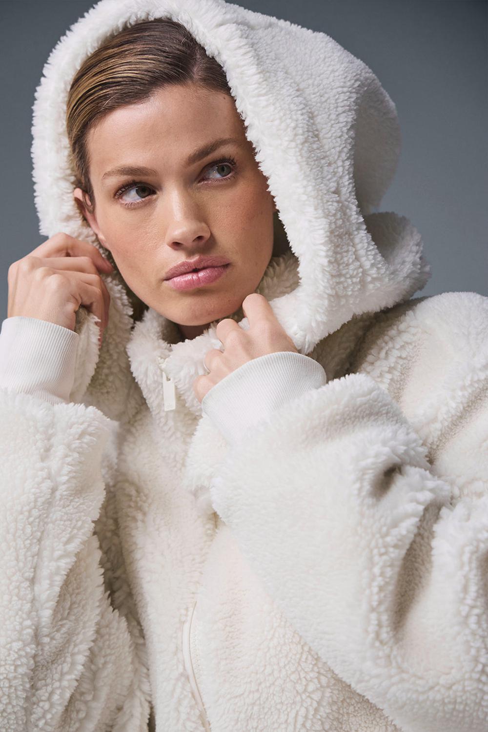 Alo Yoga Foxy Sherpa Naisten Takit Ivory | Suomi  6154-NPRIO