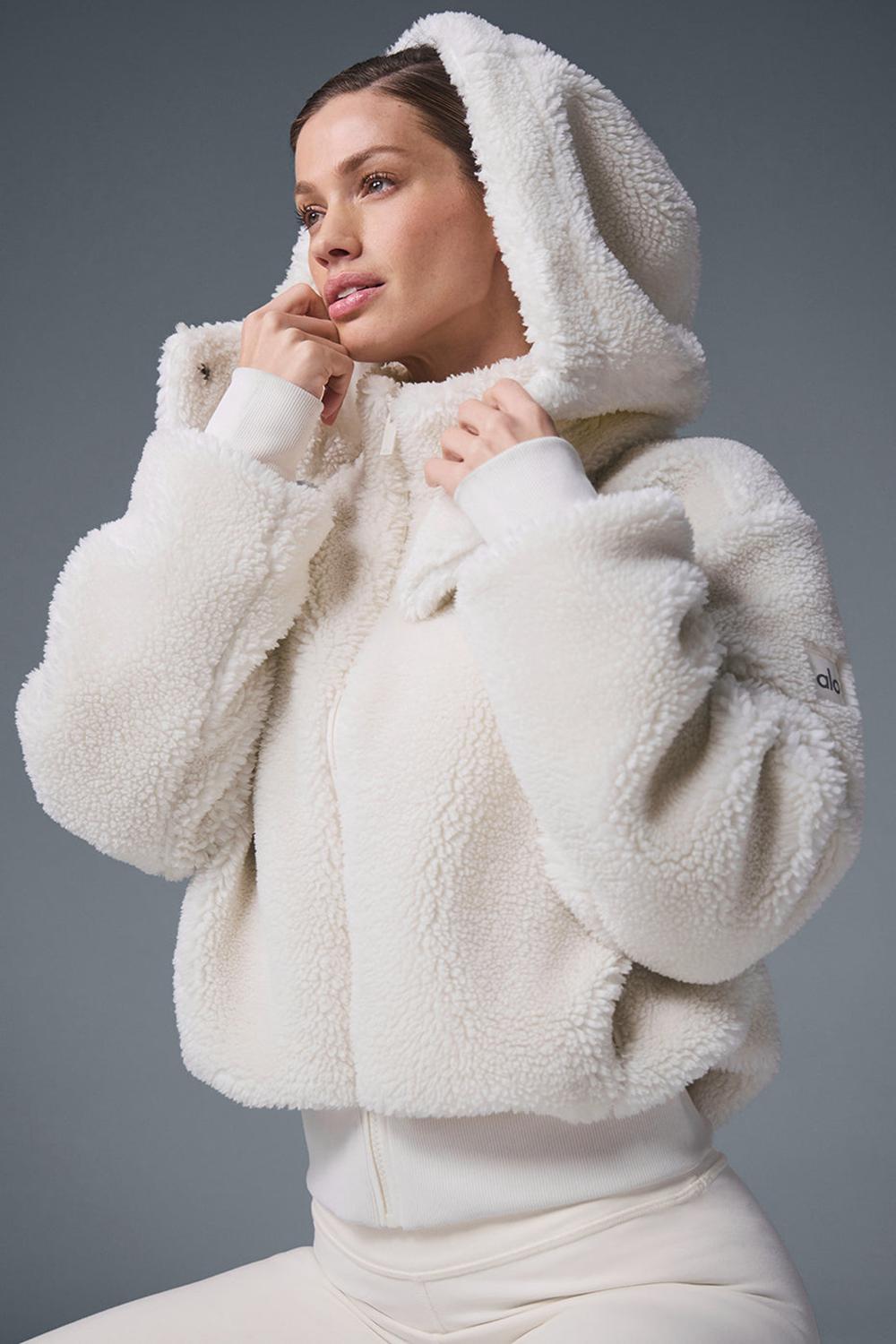Alo Yoga Foxy Sherpa Naisten Takit Ivory | Suomi  6154-NPRIO