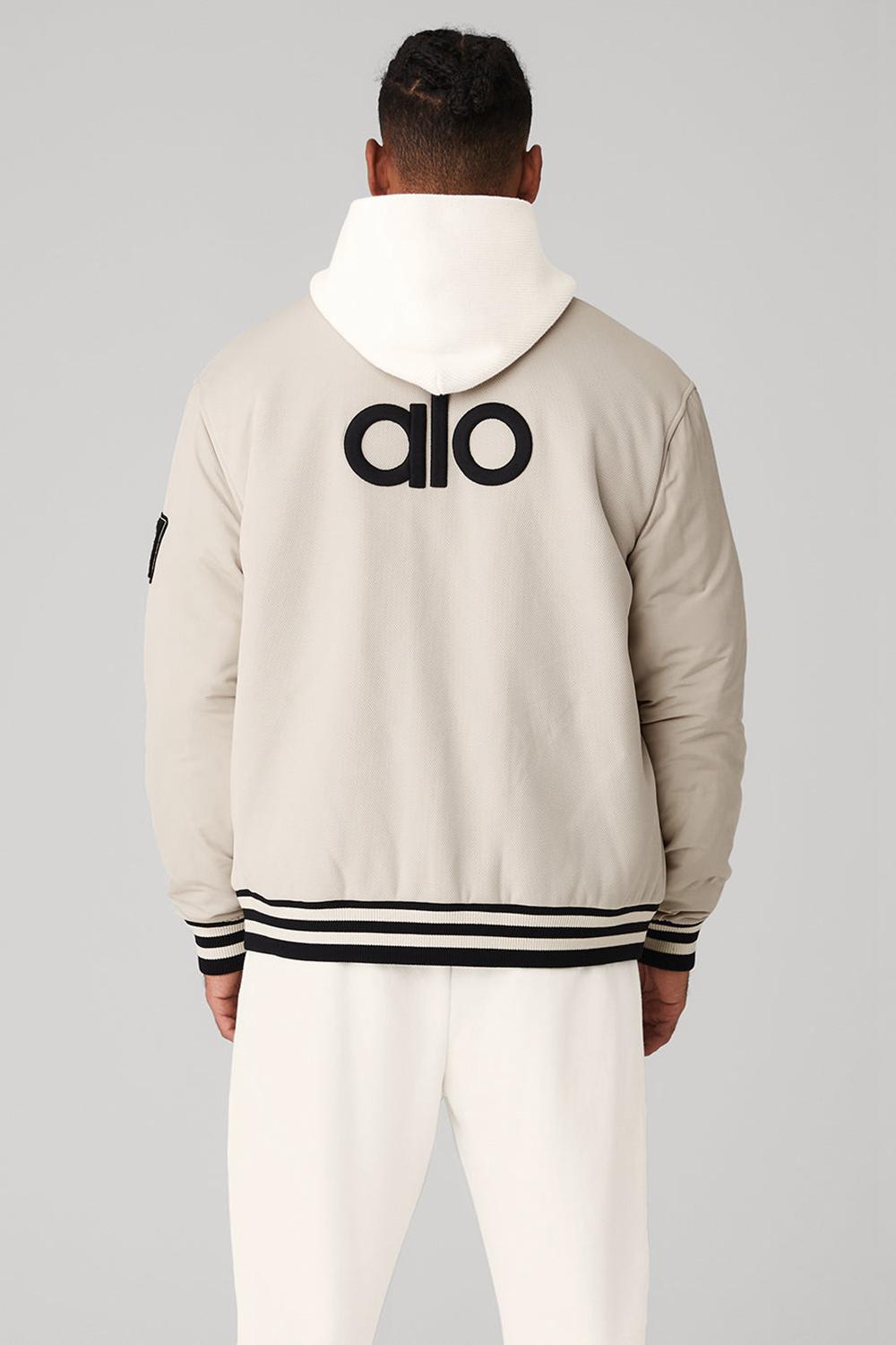 Alo Yoga G.O.A.T Miesten Takit Bone | Suomi  2107-BKFPL