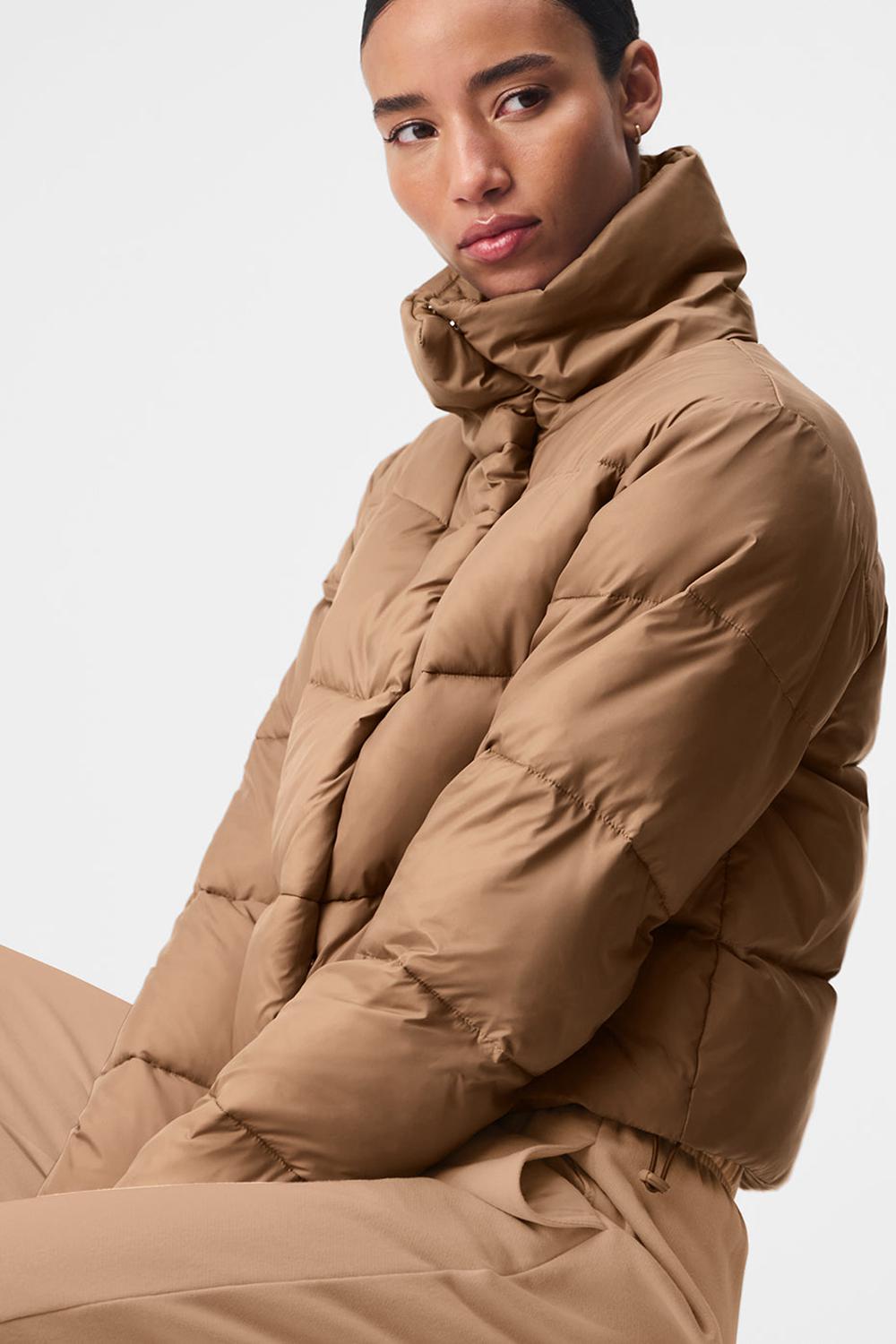 Alo Yoga Gold Rush Naisten Puffer Takki Toasted Almond | Suomi  0943-WBMKS