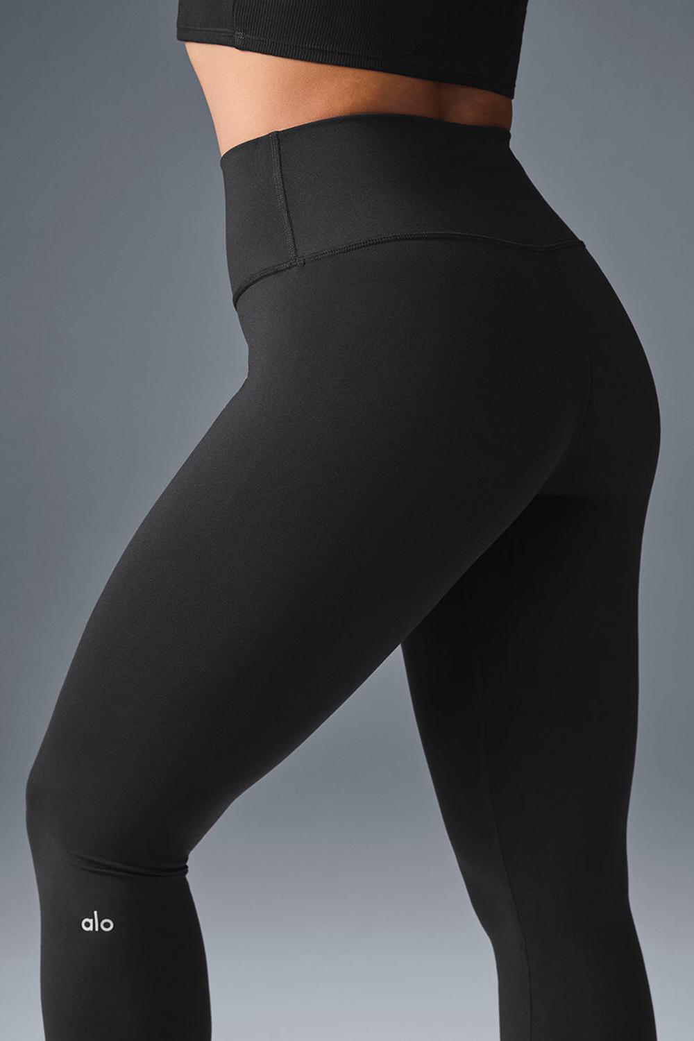 Alo Yoga High-Waist Airbrush Naisten Leggings Mustat | Suomi  7912-VCDEB