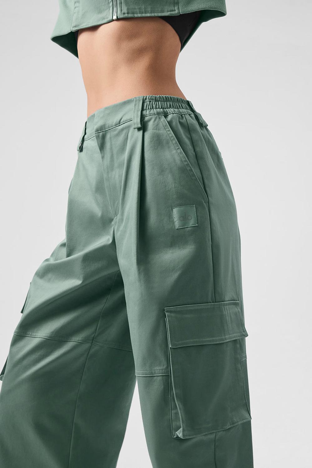 Alo Yoga High-Waist Night Out Cargo Naisten Housut Vihreä | Suomi  2073-ZRCSX