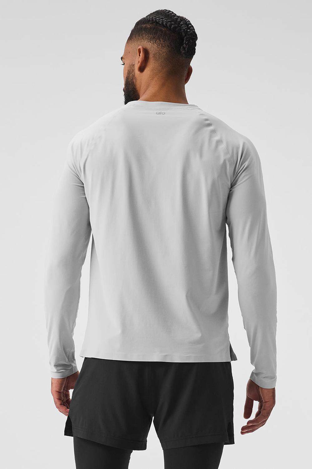 Alo Yoga Idol Long Sleeve Performance Miesten Juoksupaidat Titaani | Suomi  5372-KTBRC