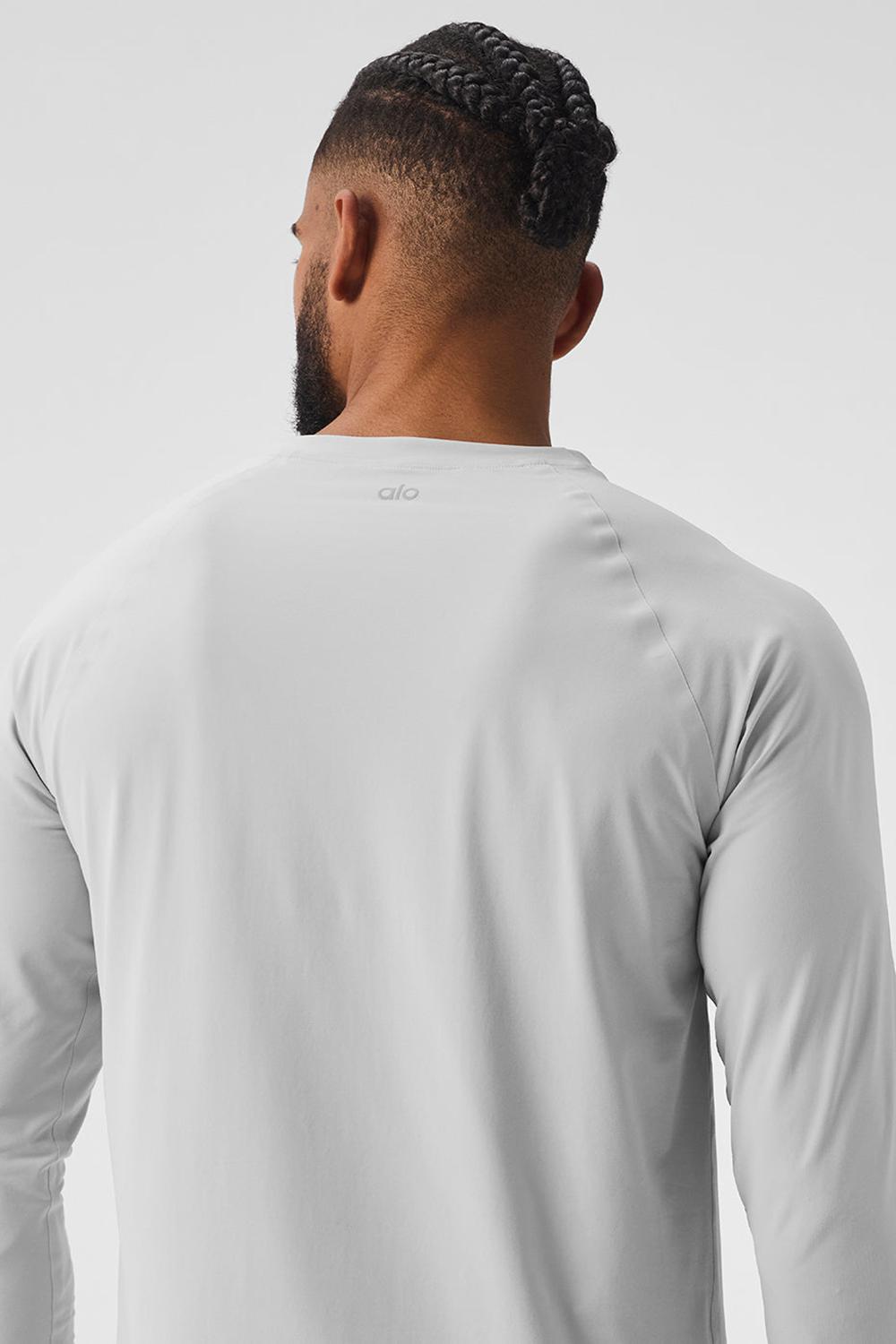 Alo Yoga Idol Long Sleeve Performance Miesten Juoksupaidat Titaani | Suomi  5372-KTBRC