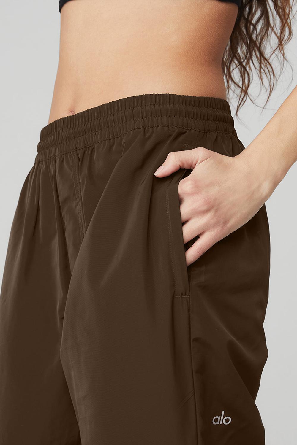 Alo Yoga Legend Snap Naisten Housut Espresso | Suomi  6382-JXFRV