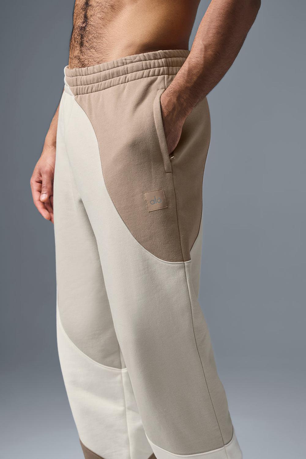 Alo Yoga Make Waves Miesten Collegehousut Ivory / Bone / Gravel | Suomi  6231-BUJTF