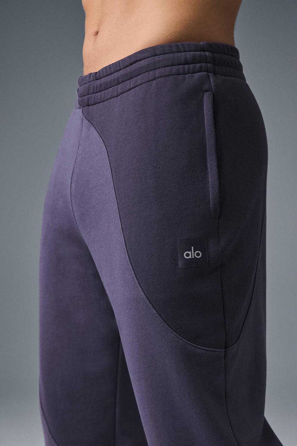 Alo Yoga Make Waves Miesten Collegehousut Italian Plum Tonal | Suomi  4697-SVAHW