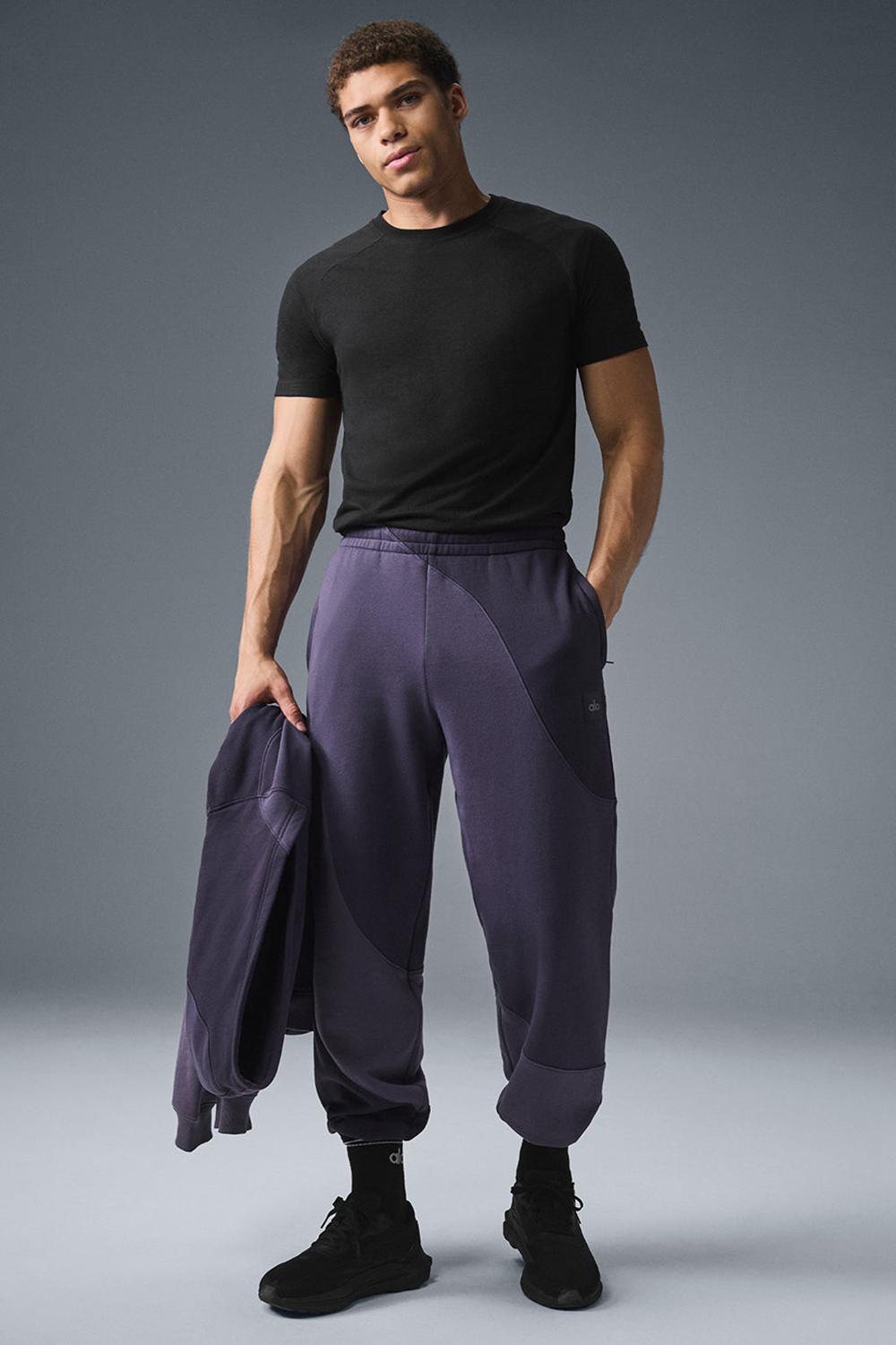 Alo Yoga Make Waves Miesten Collegehousut Italian Plum Tonal | Suomi  4697-SVAHW