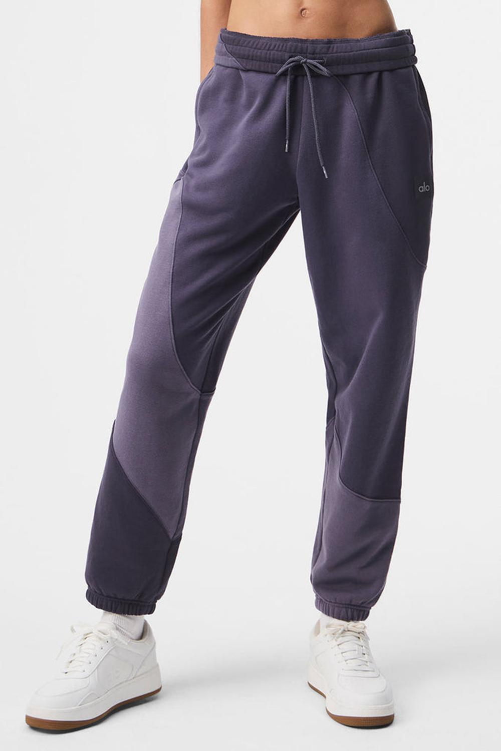 Alo Yoga Make Waves Naisten Collegehousut Italian Plum Tonal | Suomi  4219-GROVP