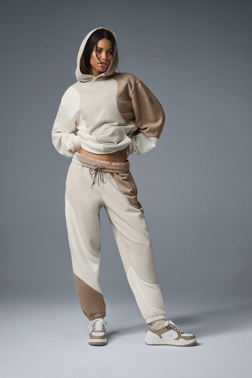 Alo Yoga Make Waves Naisten Huppari Ivory / Bone / Gravel | Suomi  5701-RTXCA