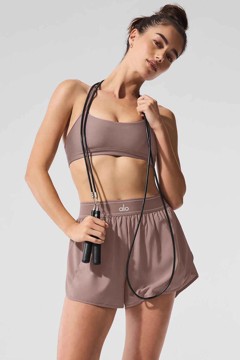 Alo Yoga Match Point Naisten Shortsit Mushroom | Suomi  9081-CTSEP