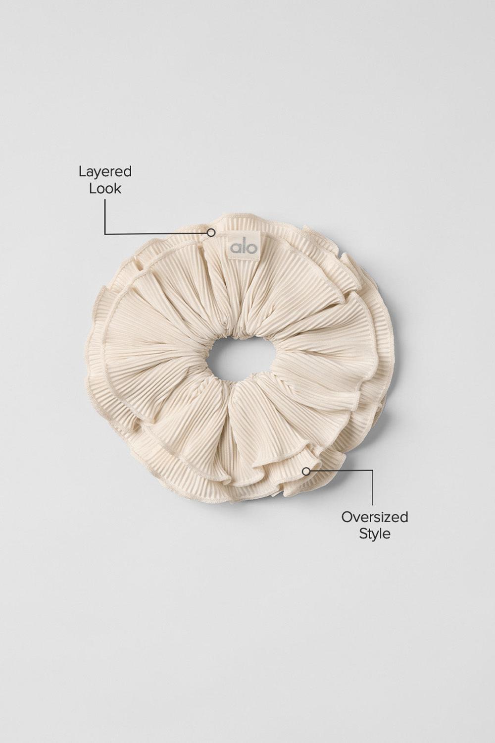 Alo Yoga Micro Plisse Oversize Naisten Scrunchie Oat Milk | Suomi  1785-BCQAE