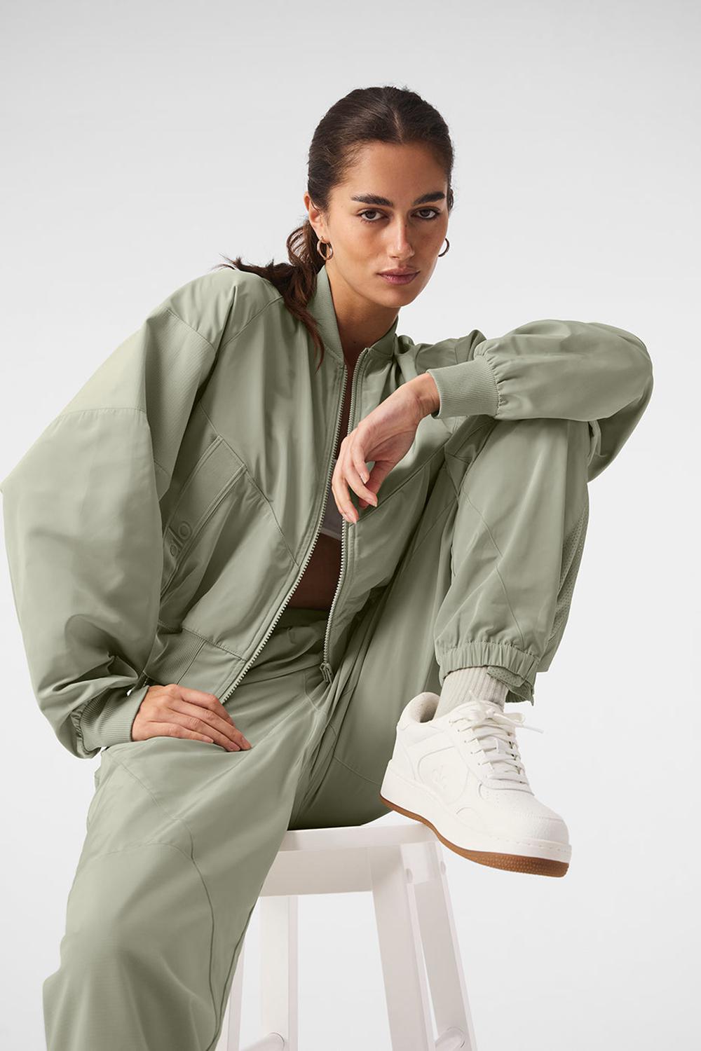 Alo Yoga Mixed Media Reinvention Naisten Jogger Housut Limestone | Suomi  8739-GQRVW