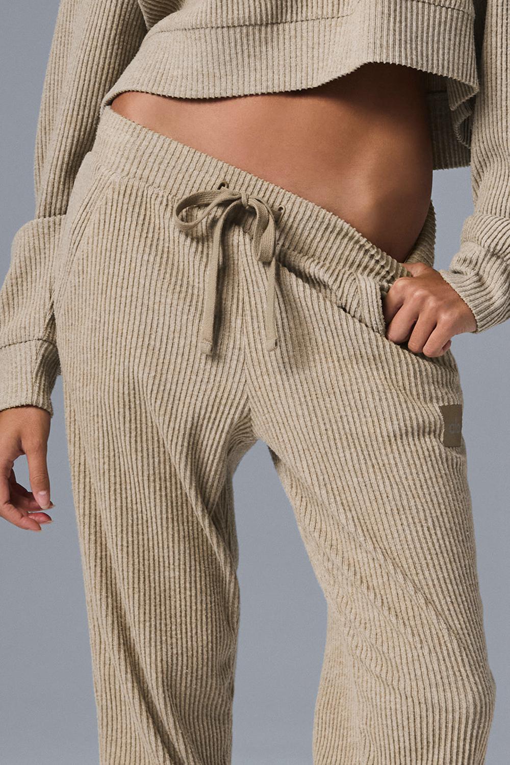 Alo Yoga Muse Naisten Collegehousut Gravel Heather | Suomi  8635-LPZUY