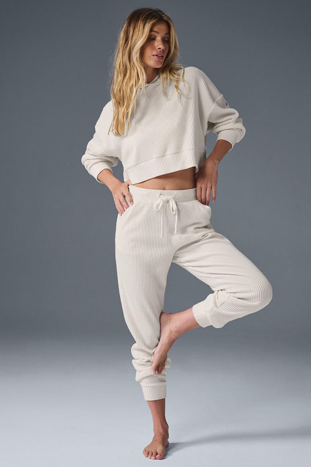 Alo Yoga Muse Naisten Collegehousut Ivory | Suomi  0264-UELYZ