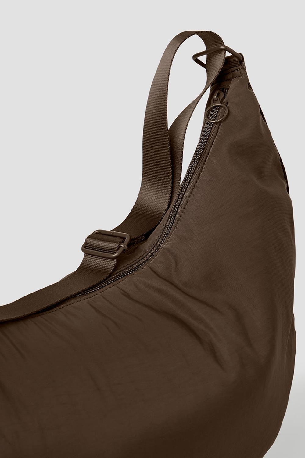 Alo Yoga Om The Go Gym Naisten Sling Laukku Espresso | Suomi  2834-WZUNT