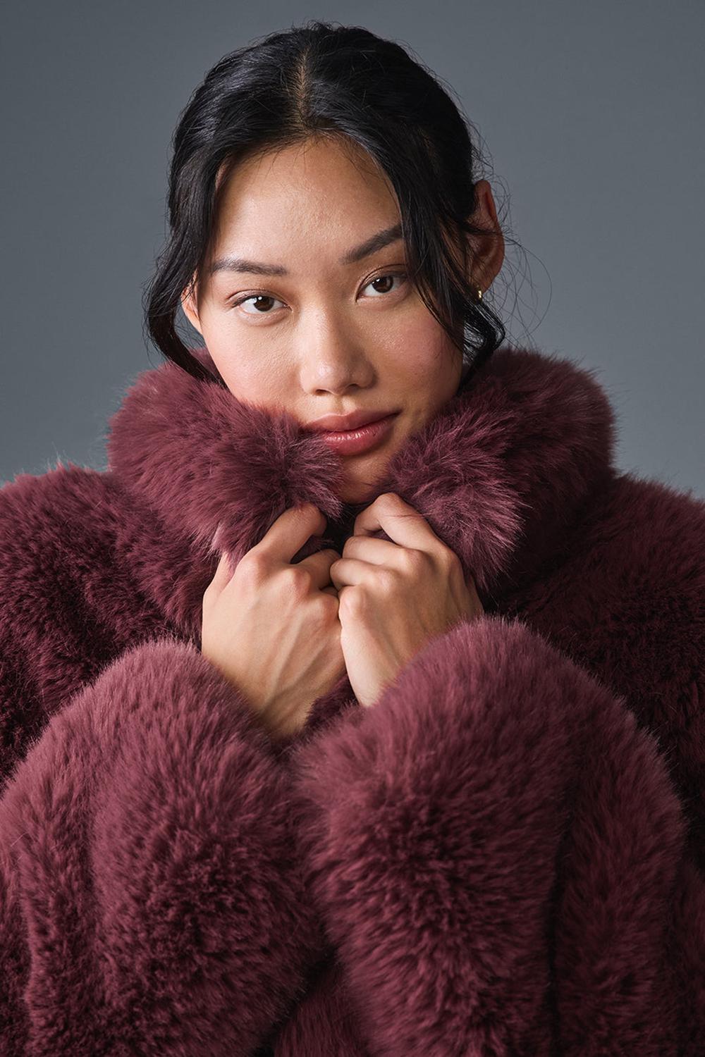 Alo Yoga Opulent Faux Fur Cropped Naisten Takit Viininpunainen | Suomi  2041-KLCJX