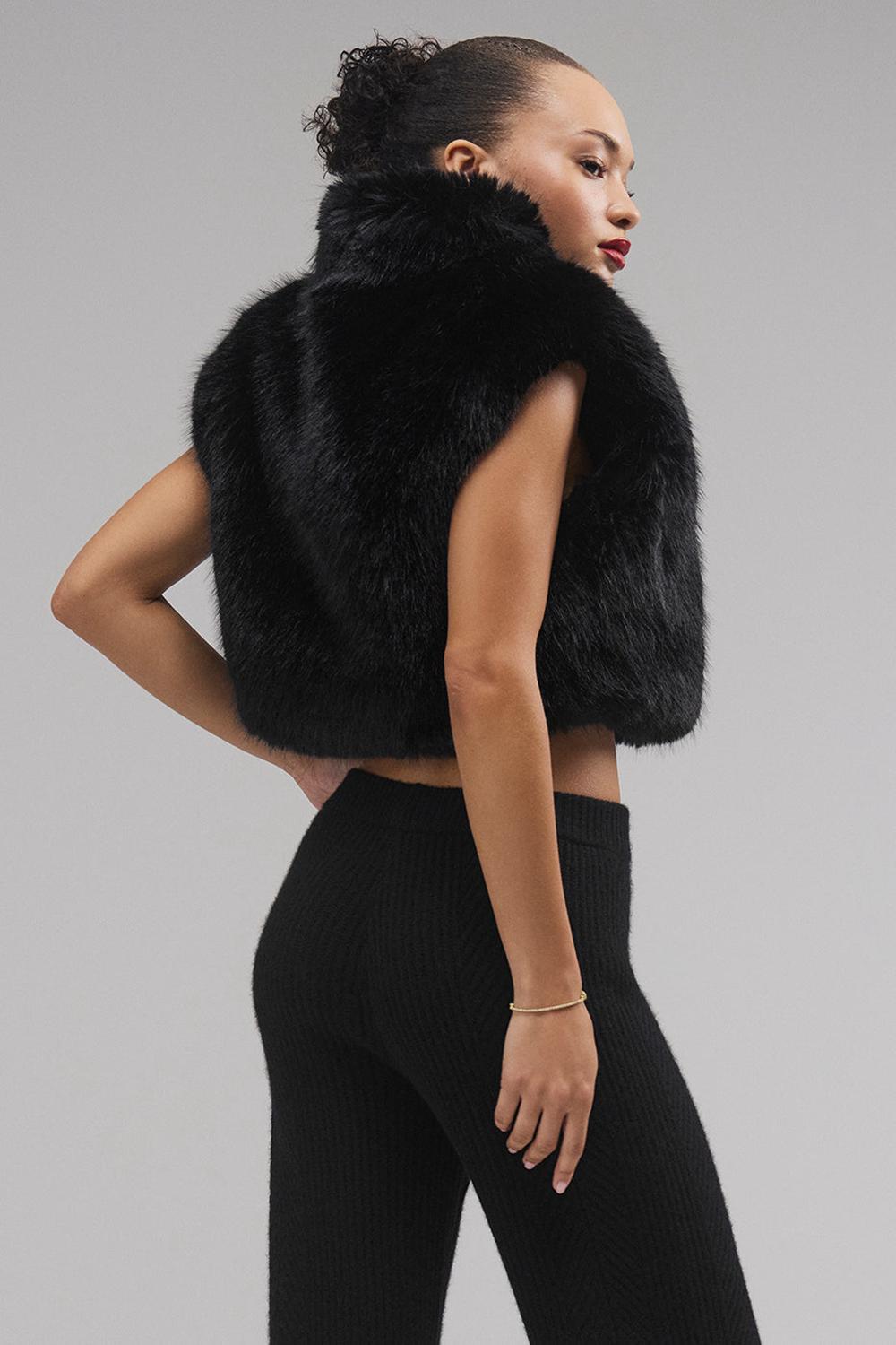 Alo Yoga Opulent Faux Fur Cropped Naisten Liivi Mustat | Suomi  9863-TQWNI