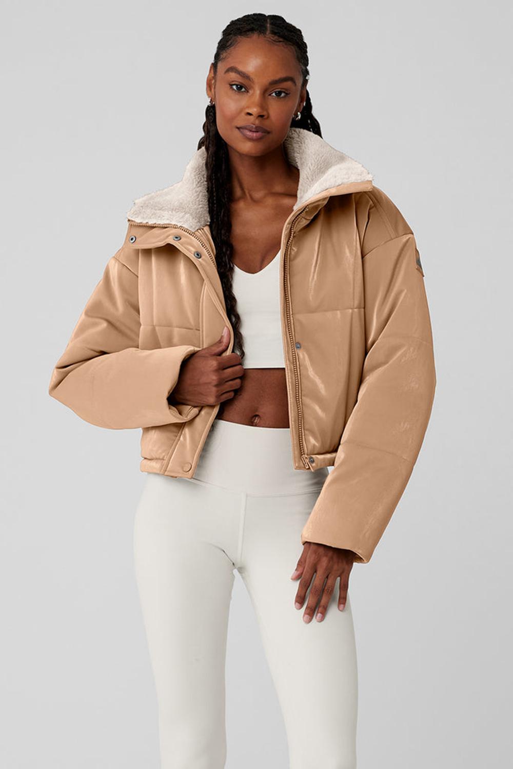 Alo Yoga Orion Cropped Naisten Puffer Takki Toasted Almond | Suomi  4837-DQSEP