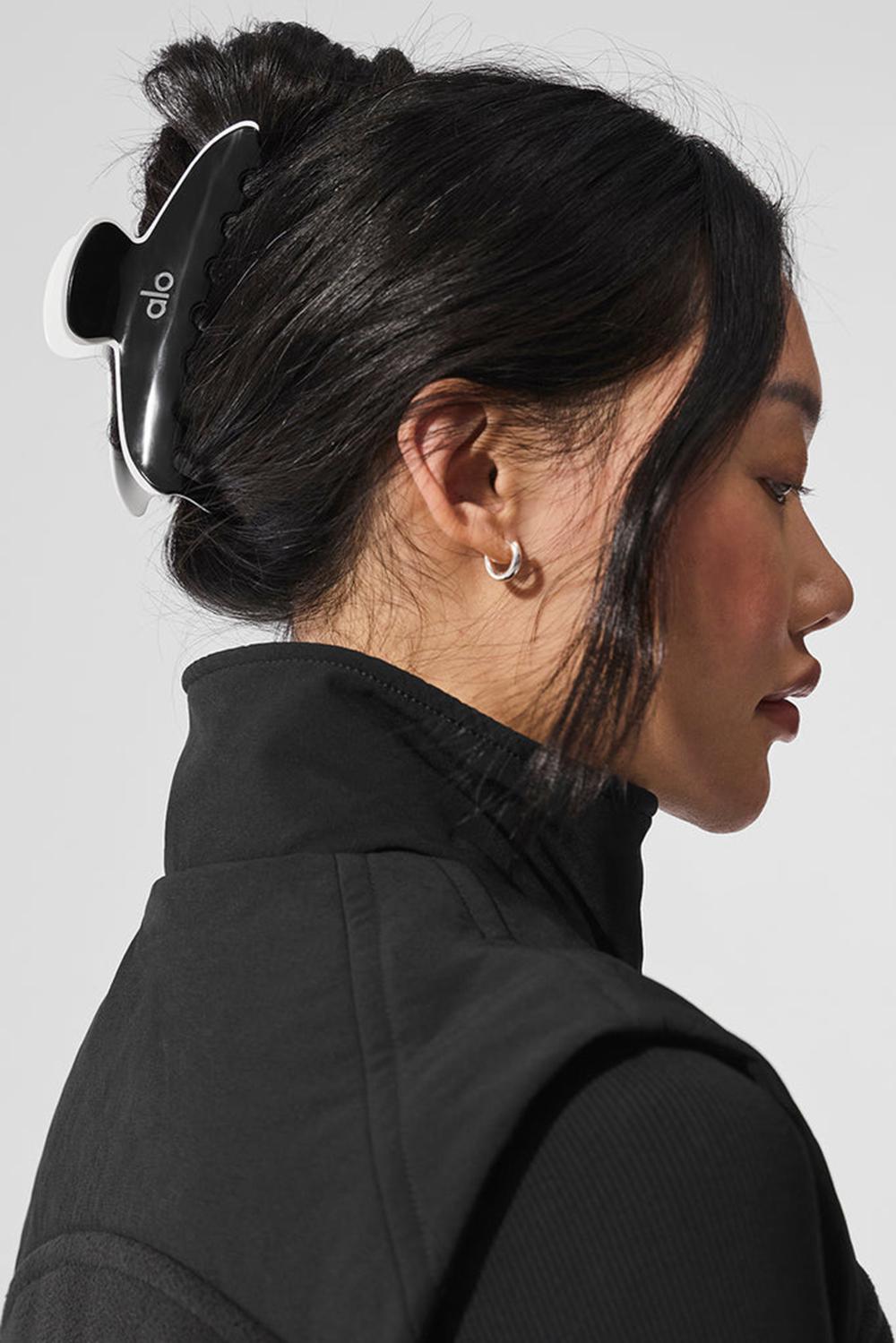 Alo Yoga Outline Claw Clip Naisten Hair Claw Mustat Valkoinen | Suomi  0758-IMEXL