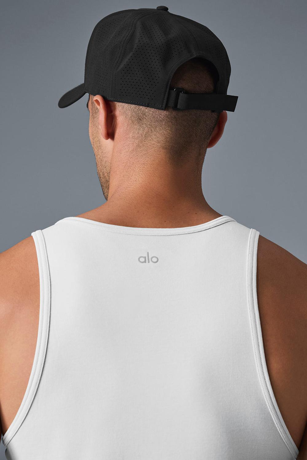 Alo Yoga Performance District Miesten Trucker Lippis Mustat | Suomi  9762-UWPDE