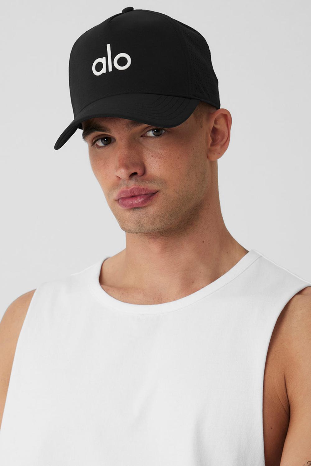 Alo Yoga Performance District Miesten Trucker Lippis Mustat Valkoinen | Suomi  7382-YFVIR