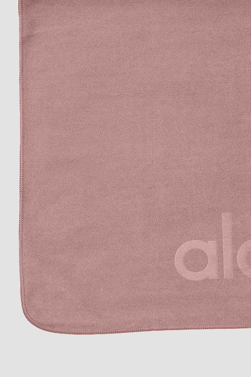 Alo Yoga Performance No Sweat Naisten Hand Towel Smoky Quartz | Suomi  8497-LIZSR