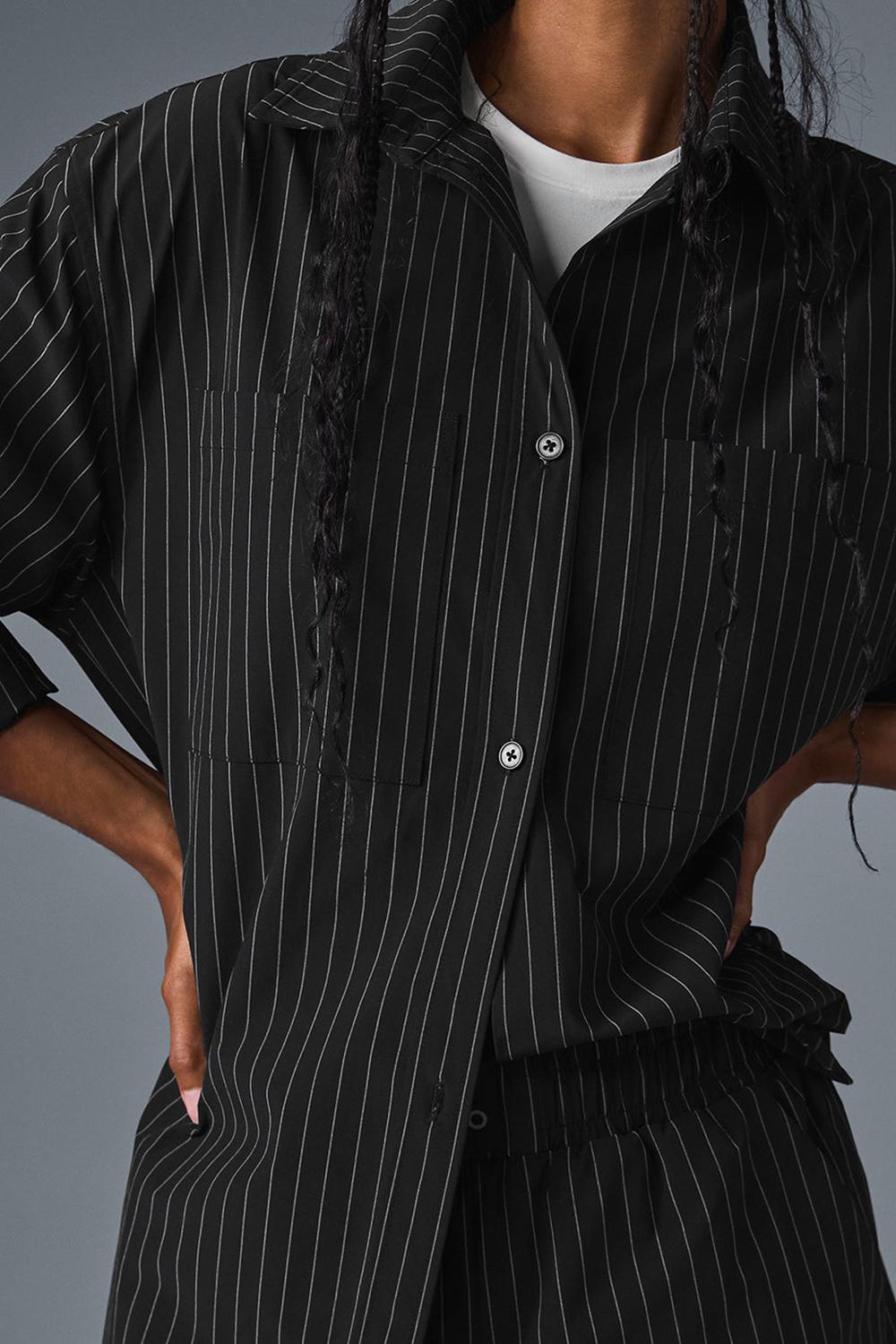 Alo Yoga Pinstripe Daylight Button Down Naisten Pitkähihainen Mustat Titaani | Suomi  6405-KCDOH