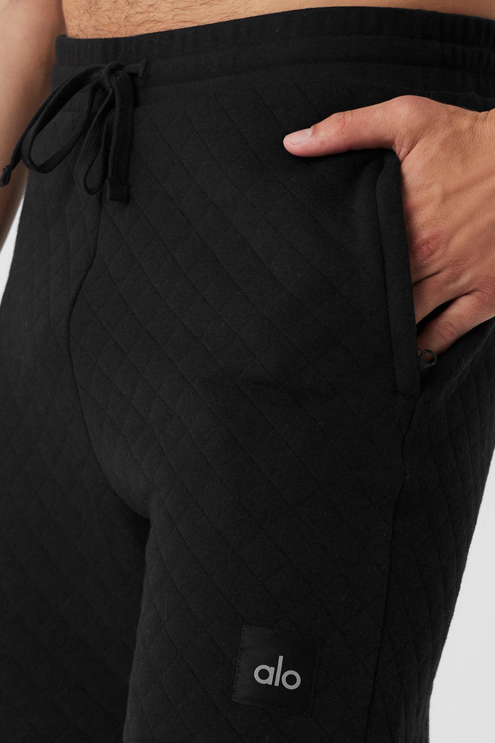 Alo Yoga Quilted Stadium Miesten Shortsit Mustat | Suomi  0246-EMNZV