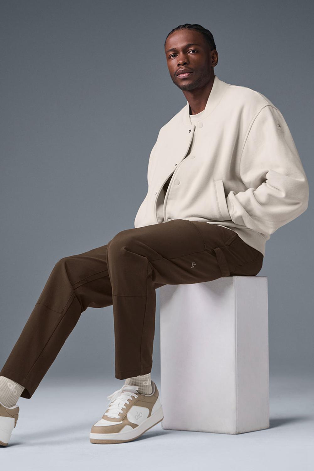 Alo Yoga Renown Varsity Miesten Takit Bone | Suomi  5146-DRNYP