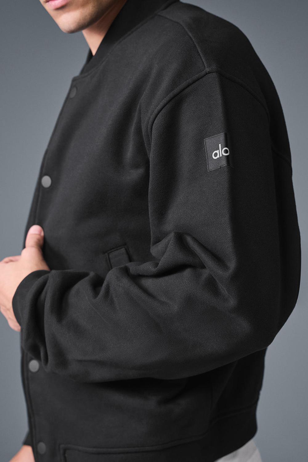 Alo Yoga Renown Varsity Miesten Takit Mustat | Suomi  7690-FOLAB