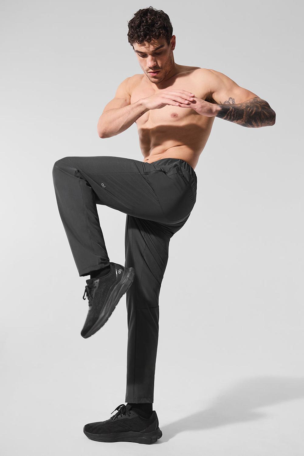 Alo Yoga Repetition Miesten Housut Anthracite | Suomi  1402-CGYTS