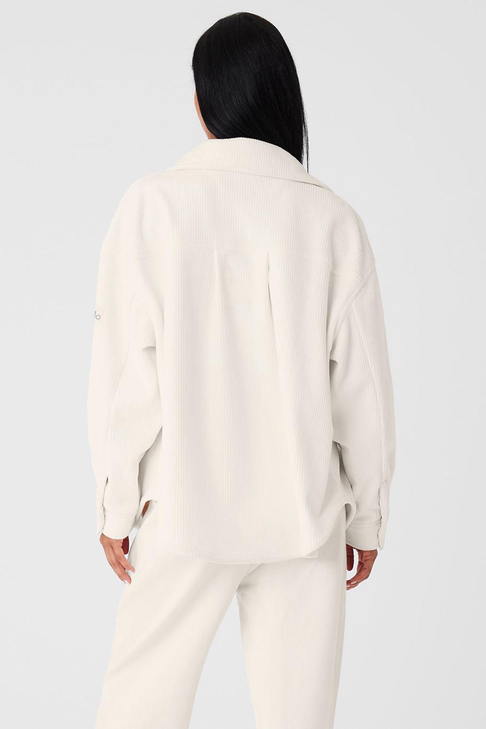 Alo Yoga Ribbed Velour Mountain Side Shacket Naisten Takit Ivory | Suomi  4326-RIKDA