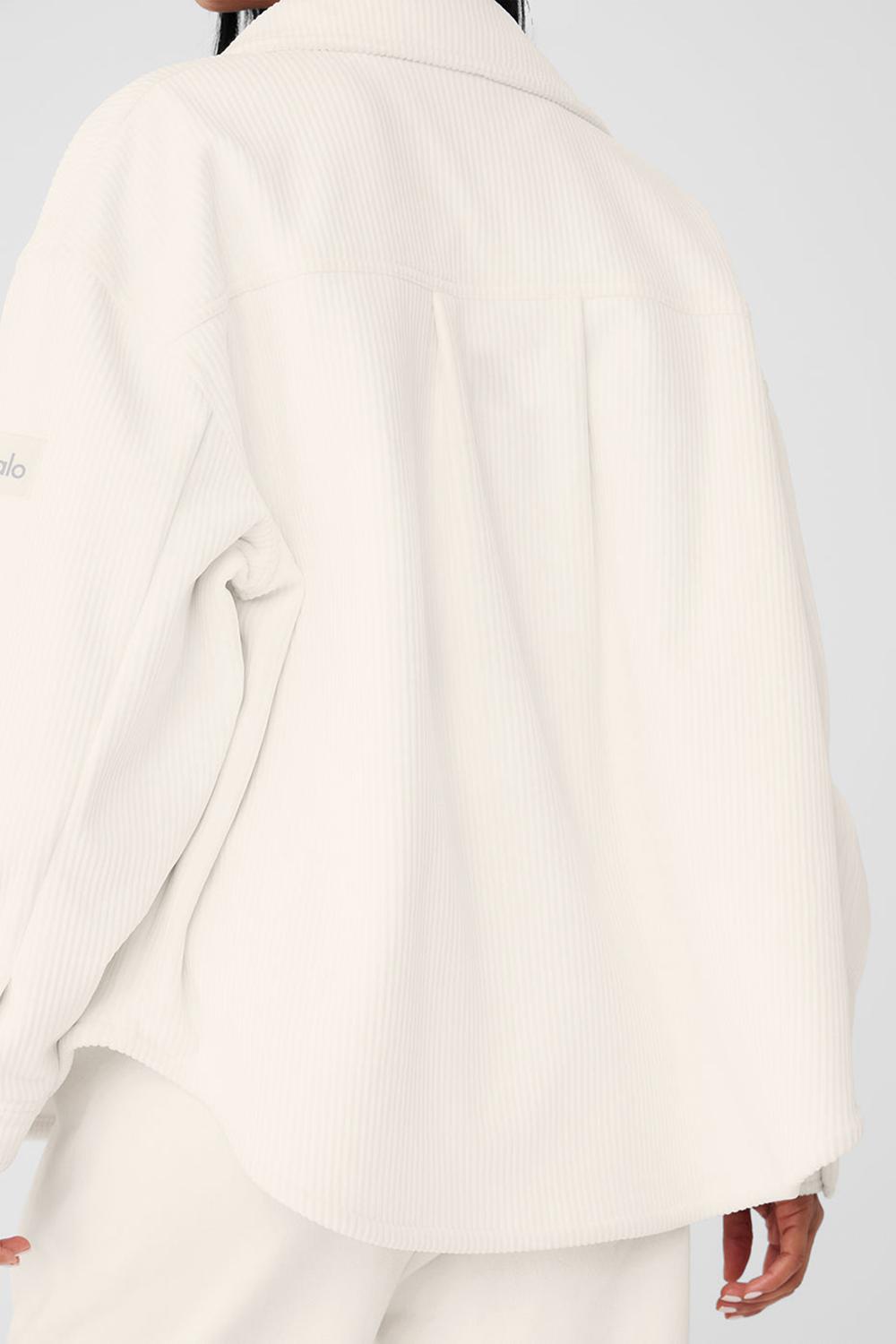 Alo Yoga Ribbed Velour Mountain Side Shacket Naisten Takit Ivory | Suomi  4326-RIKDA