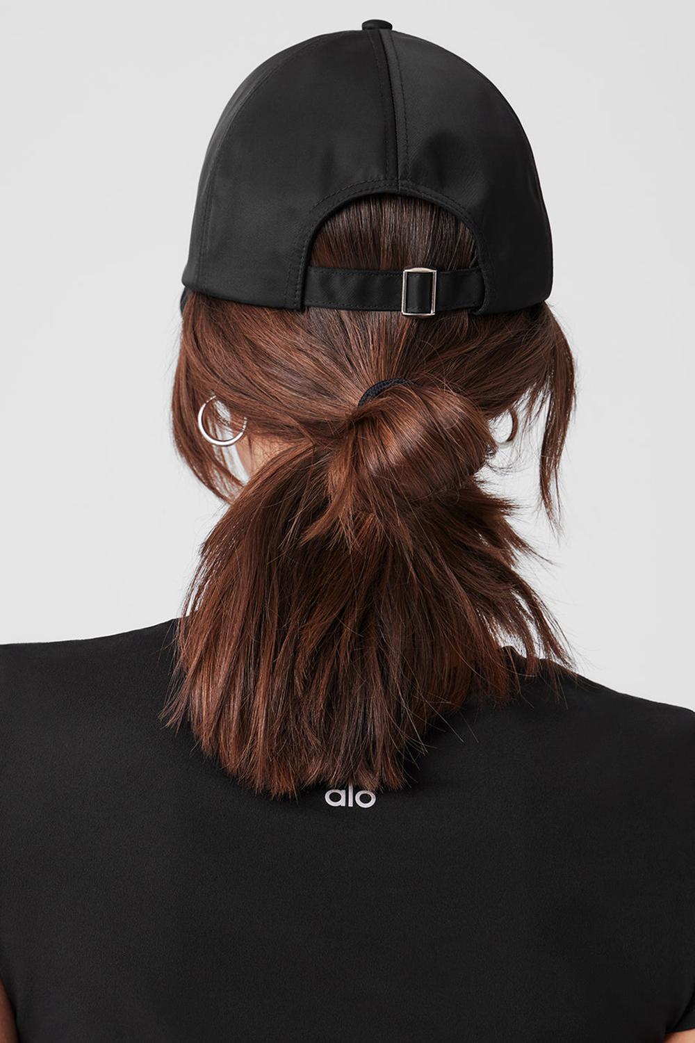 Alo Yoga Satin Off-Duty Miesten Lippis Mustat | Suomi  2148-OBNJZ